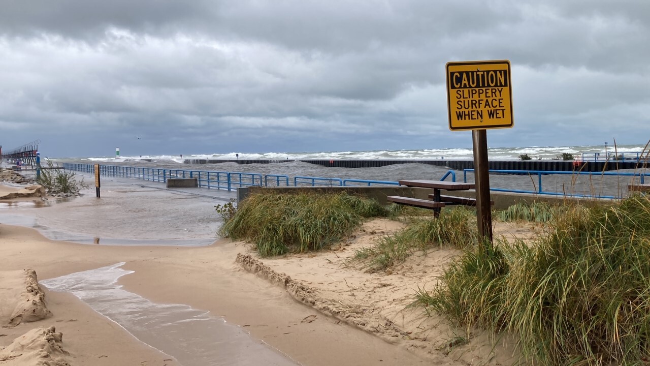 Waves in South Haven