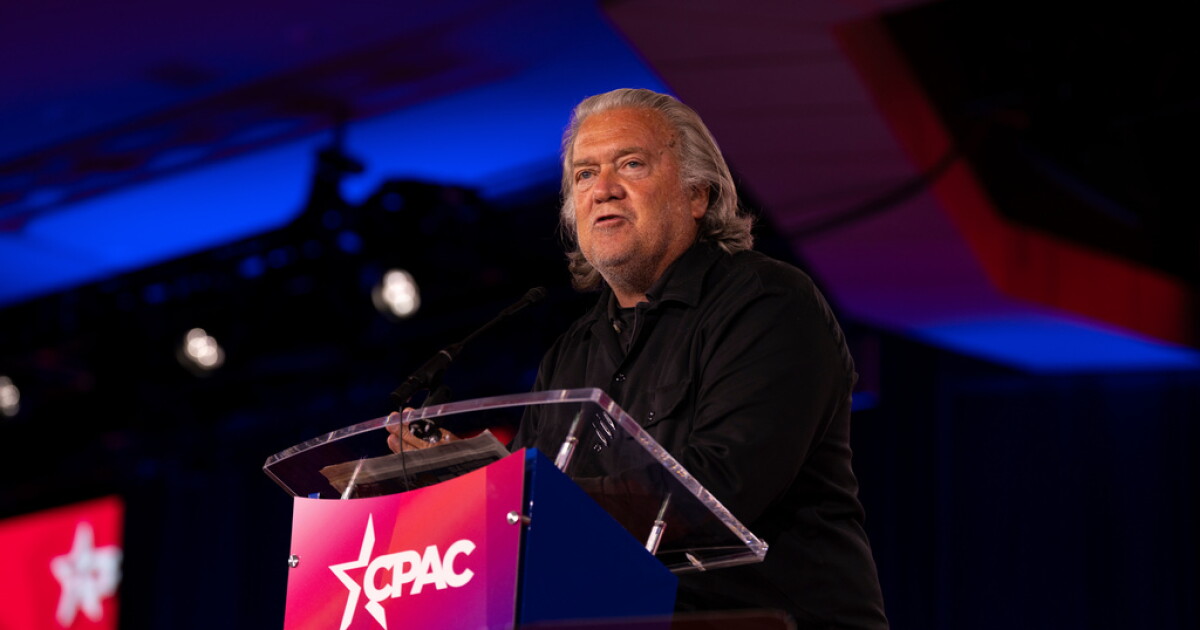 Supreme Court order paves way for dismissal of Bannon's contempt conviction
