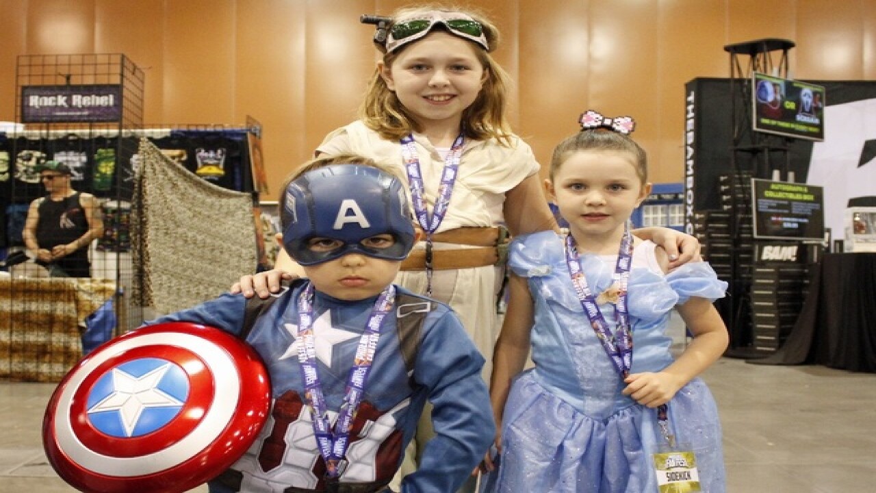 Phoenix Fan Fest: See some of the top costumes