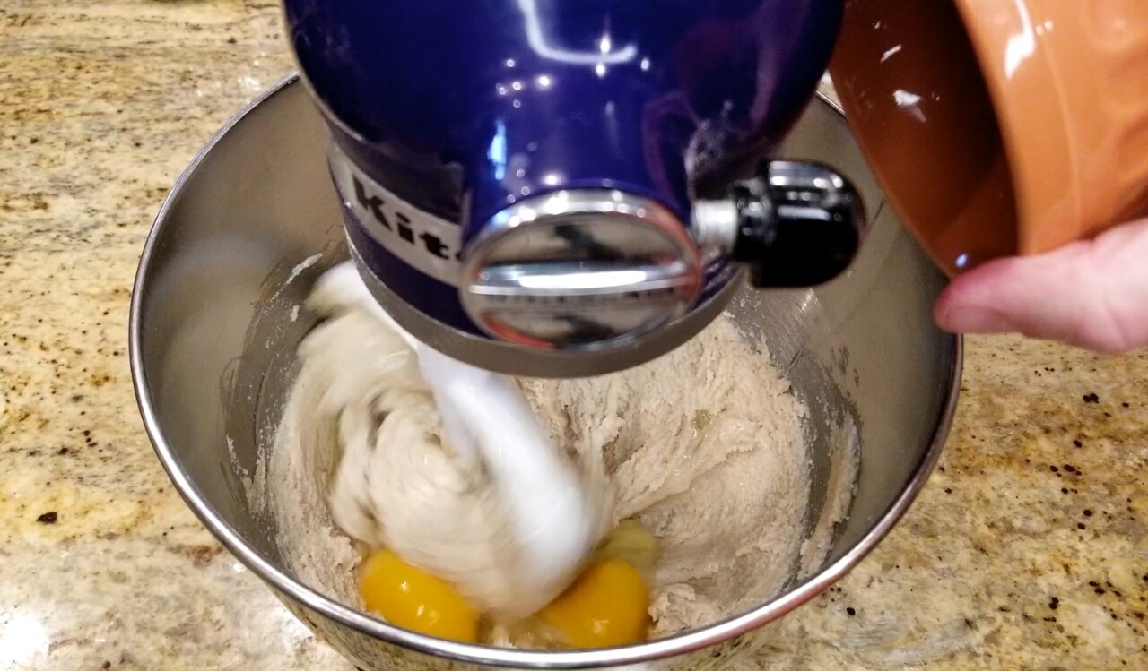 eggsvan.jpg