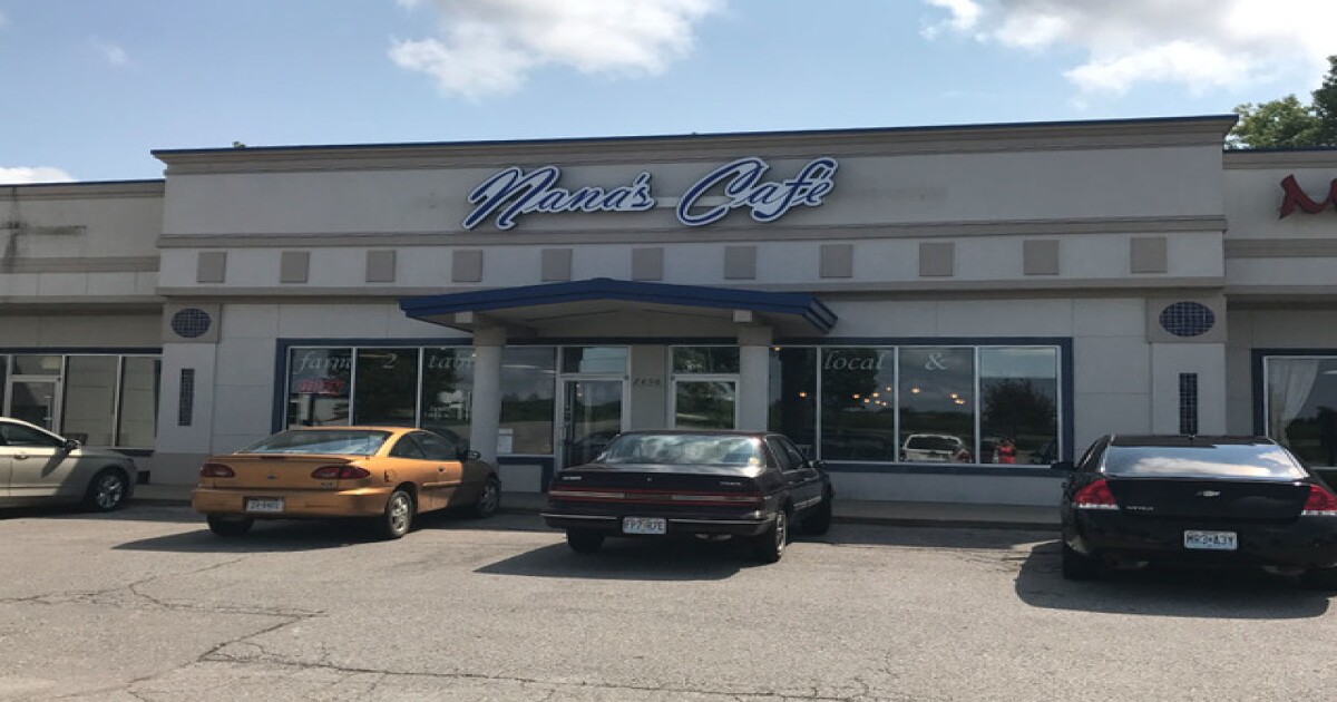 Blue Springs eatery focuses on organic cooking