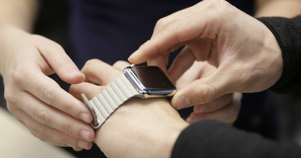 Deciding between a smartwatch or fitness tracker? Read this first - Vimarsana News