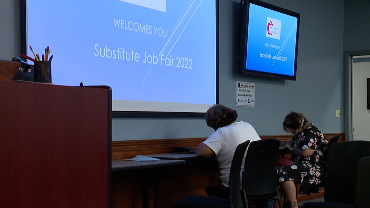 lorain teacher shortage 2.jpg