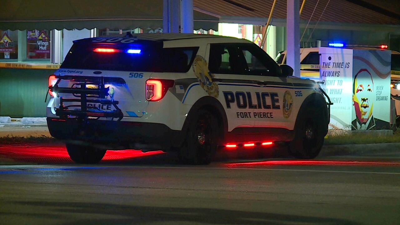 Fort Pierce police investigate a shooting at 431 North 25th Street on Aug. 19, 2024 (1).jpg