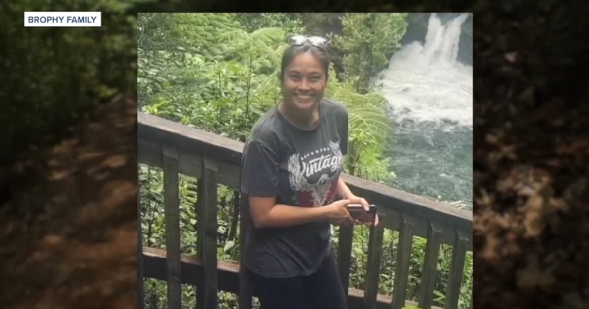 Volunteers search for missing Oceanside mom