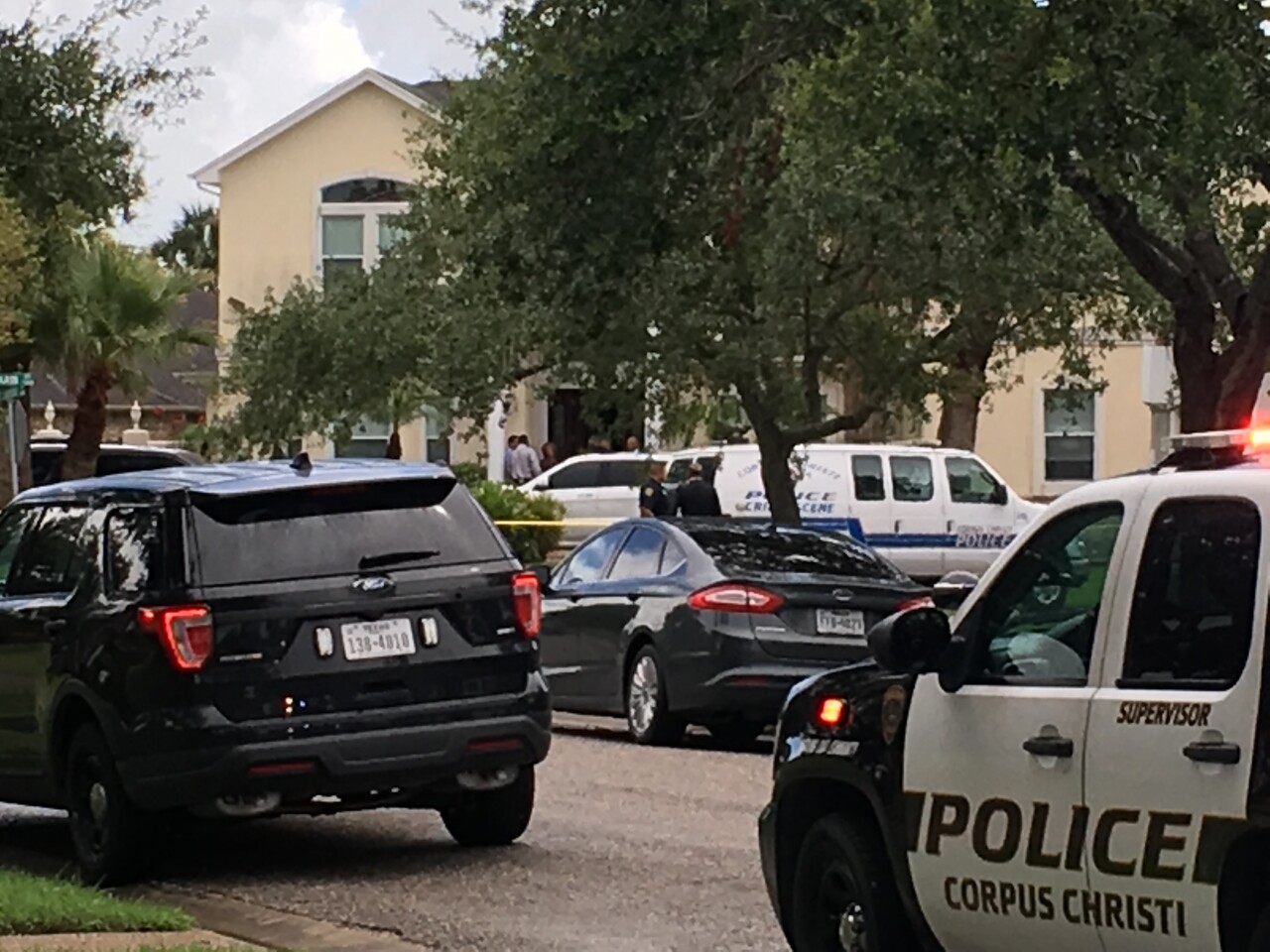 Denain house 0912.jpeg