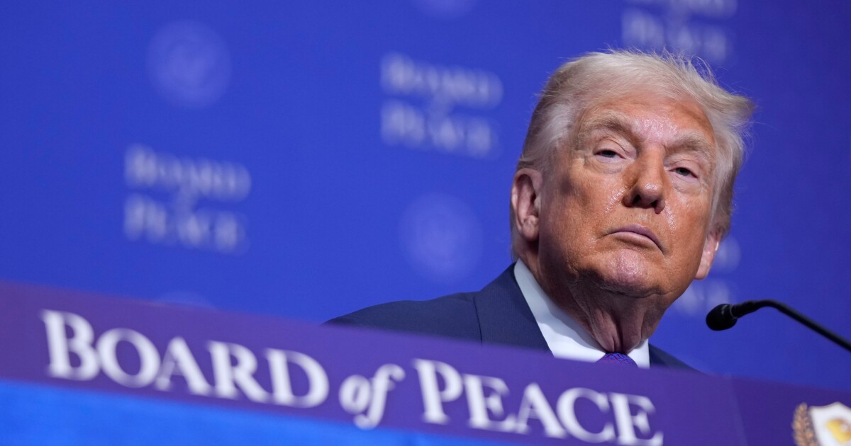 Trump gives Iran 10 to 15 days to reach a meaningful nuclear deal