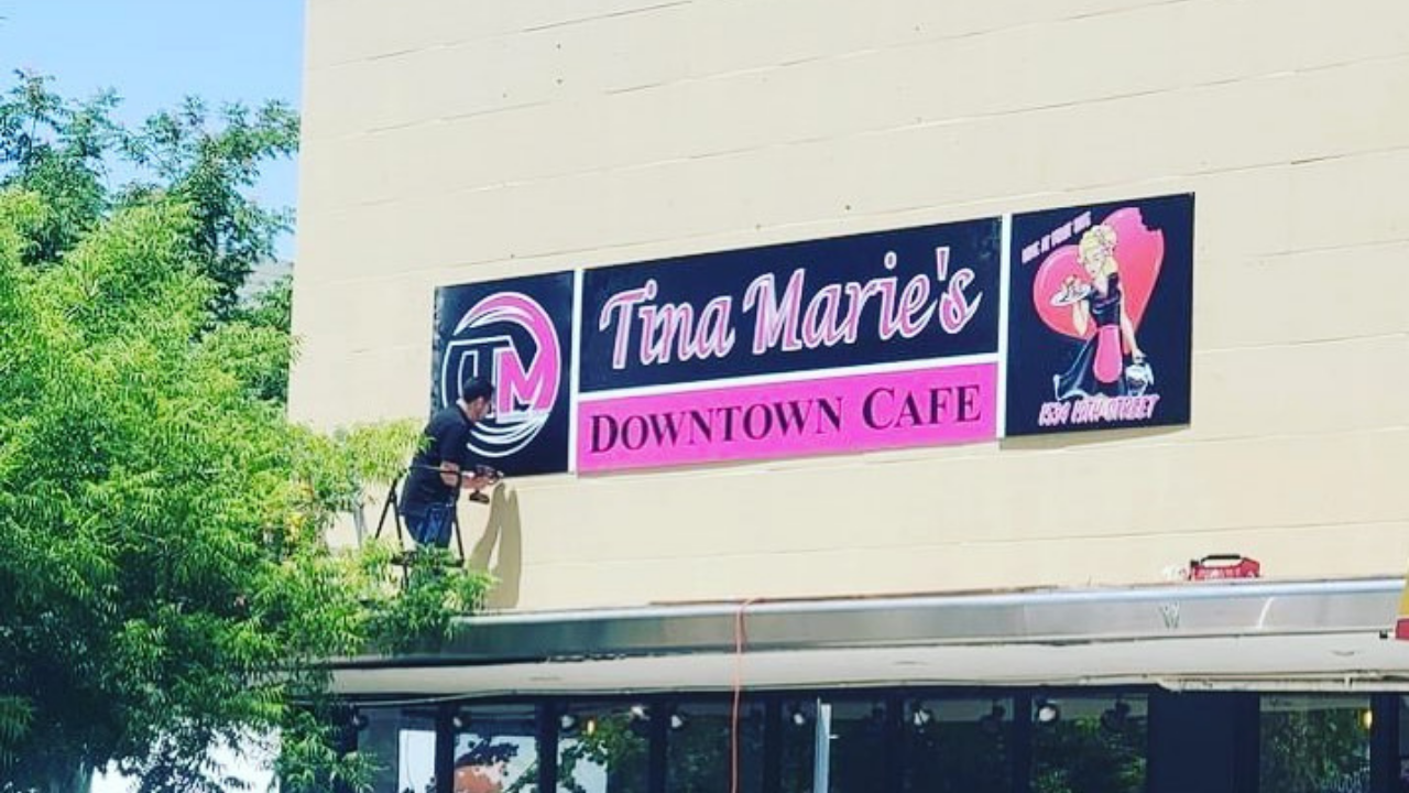 Tina Marie's Cafe, Bakersfield