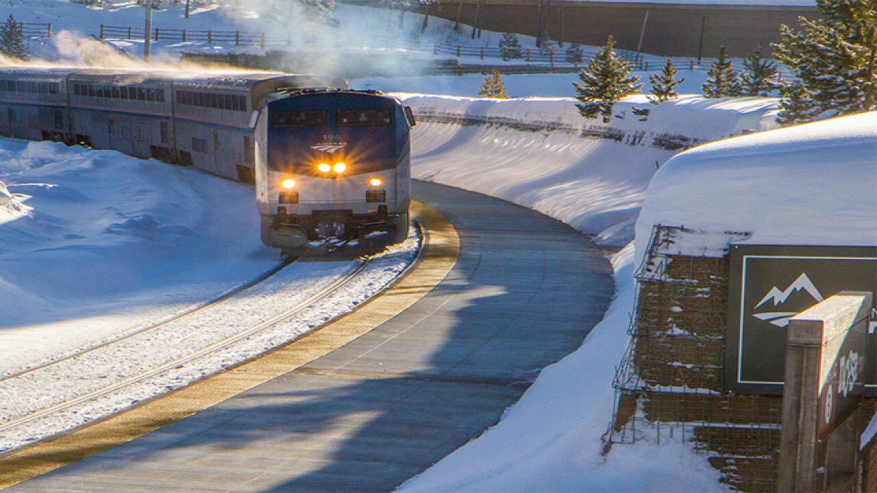 ÎÏοÏÎλεÏμα εικÏÎ½Î±Ï Î³Î¹Î± Amtrak Winter Park Express Sets Records in 2019 Season