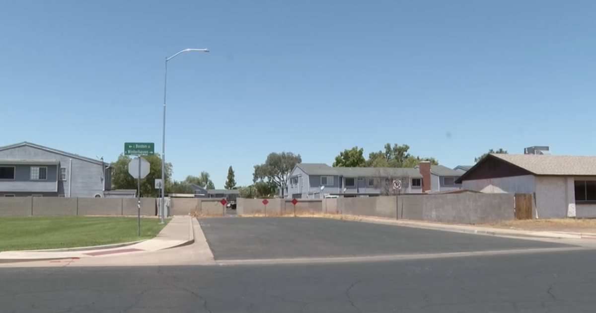 Streetlight transforms Mesa neighborhood after shooting, residents say