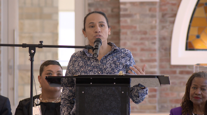 sharice davids.png