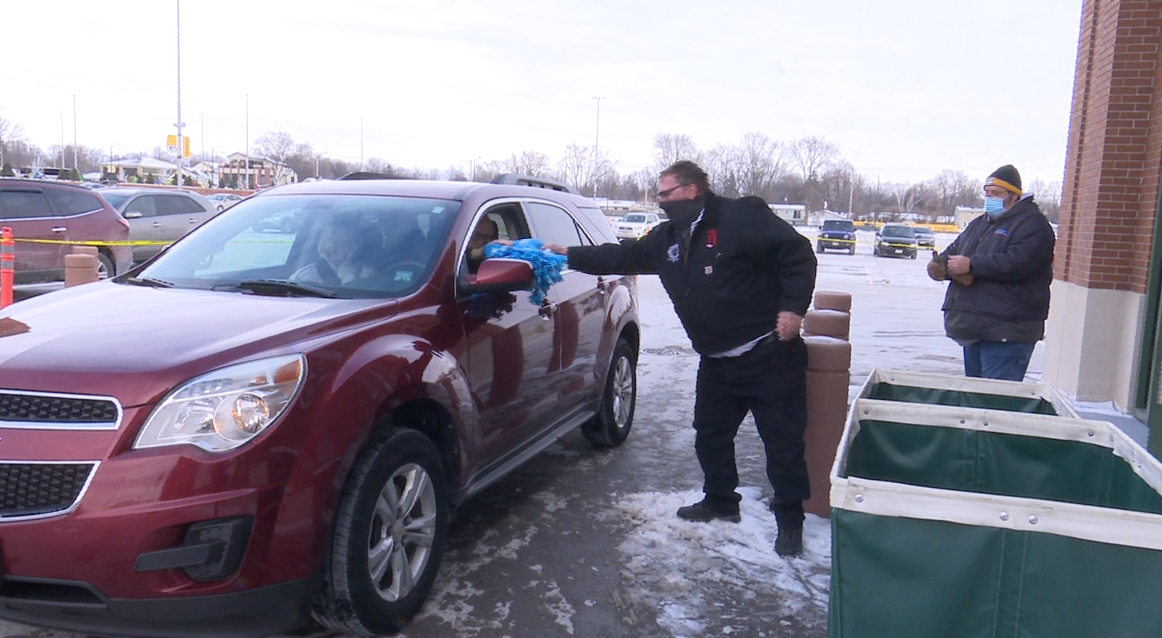 Blanket Blitz: Community comes together to help people stay warm this winter
