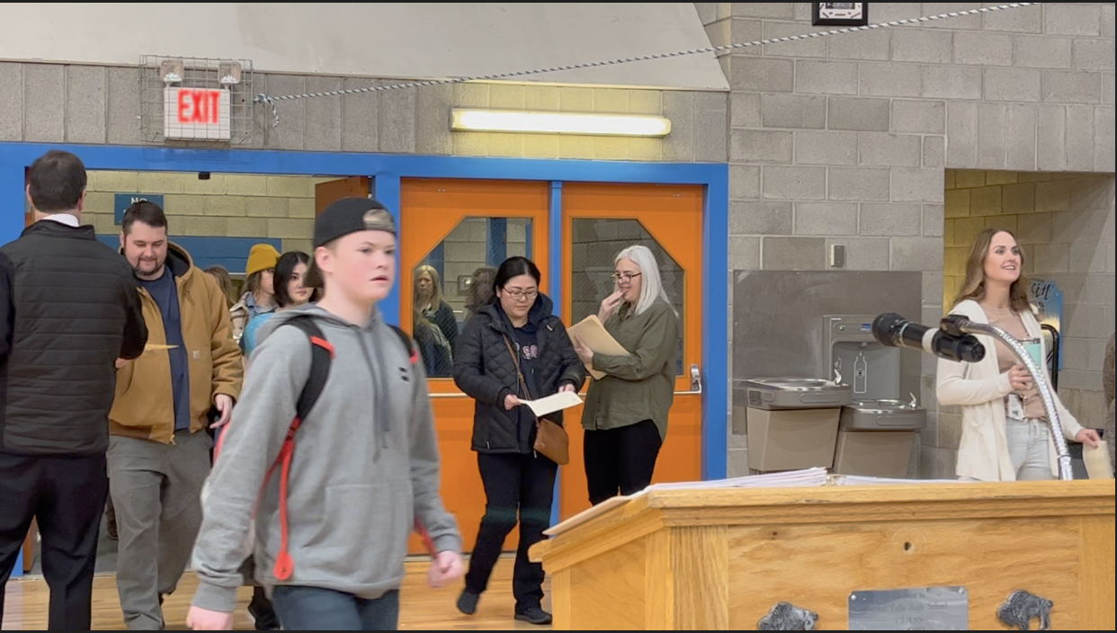 Record number of students receive recognition at Great Falls High School