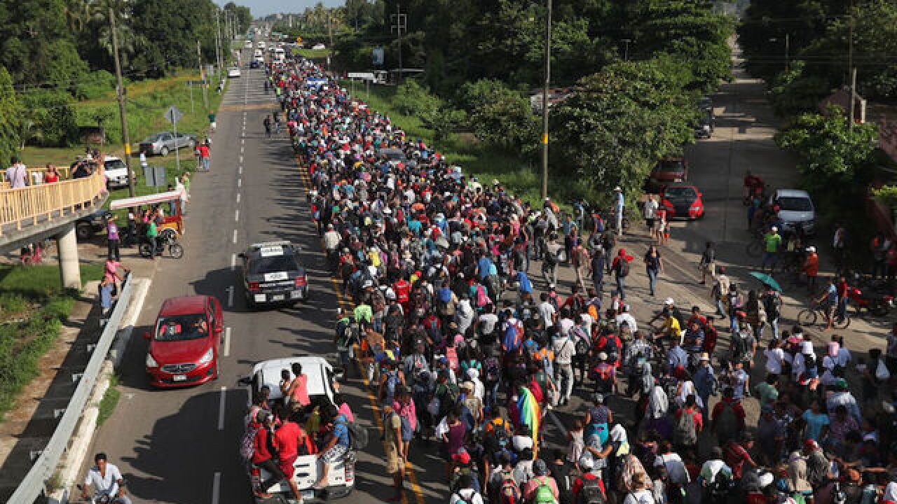 Migrant caravan presses north through Mexico as U.S. pressure mounts