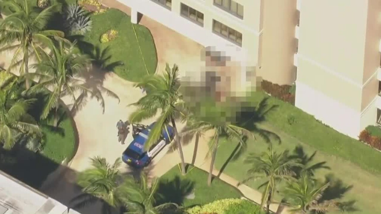 Emergency crews respond to an accidental fall at a condominium building on Breakers Row in Palm Beach, Oct. 25, 2022 (1).jpg
