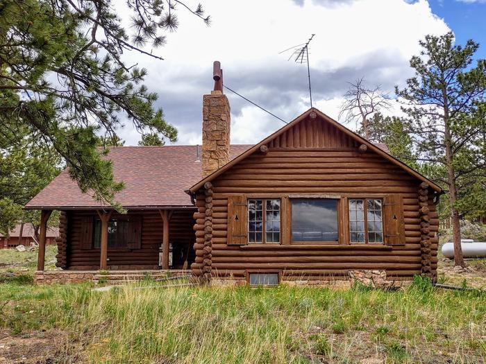 Redfeather Ranger Cabin_2.jpg