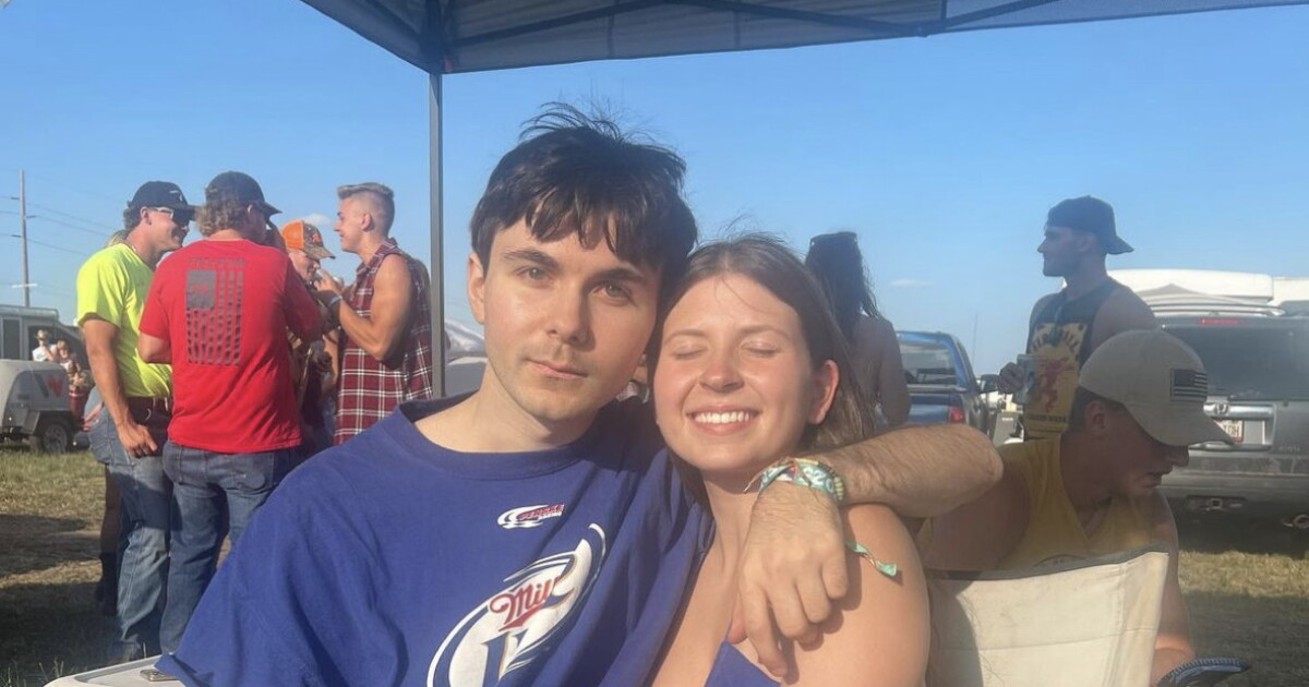 Fundraisers started for 2 young people killed after truck crashes into ...