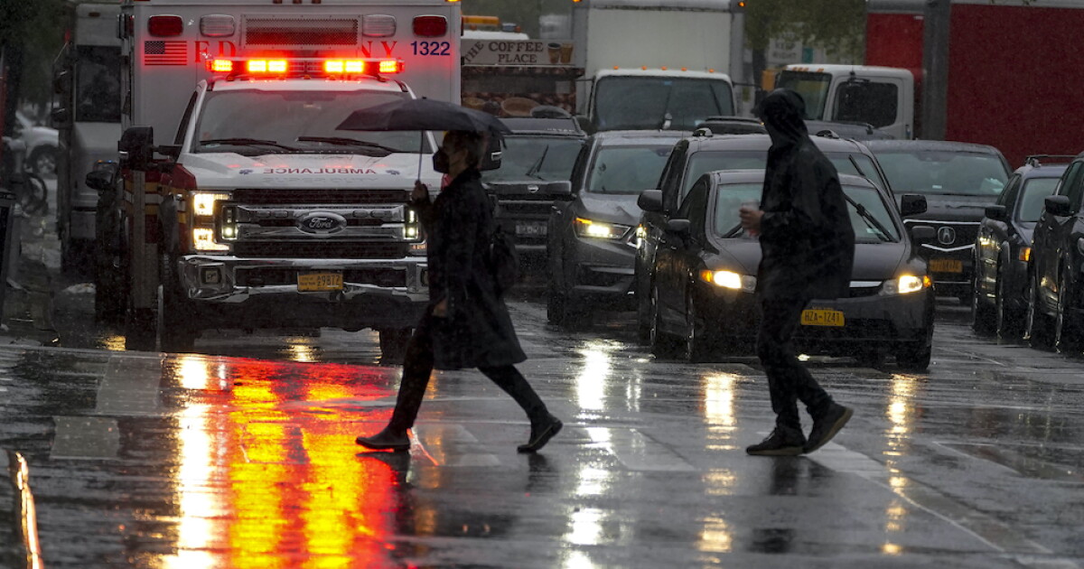 Nor'easter leaves 500K without power in northeast