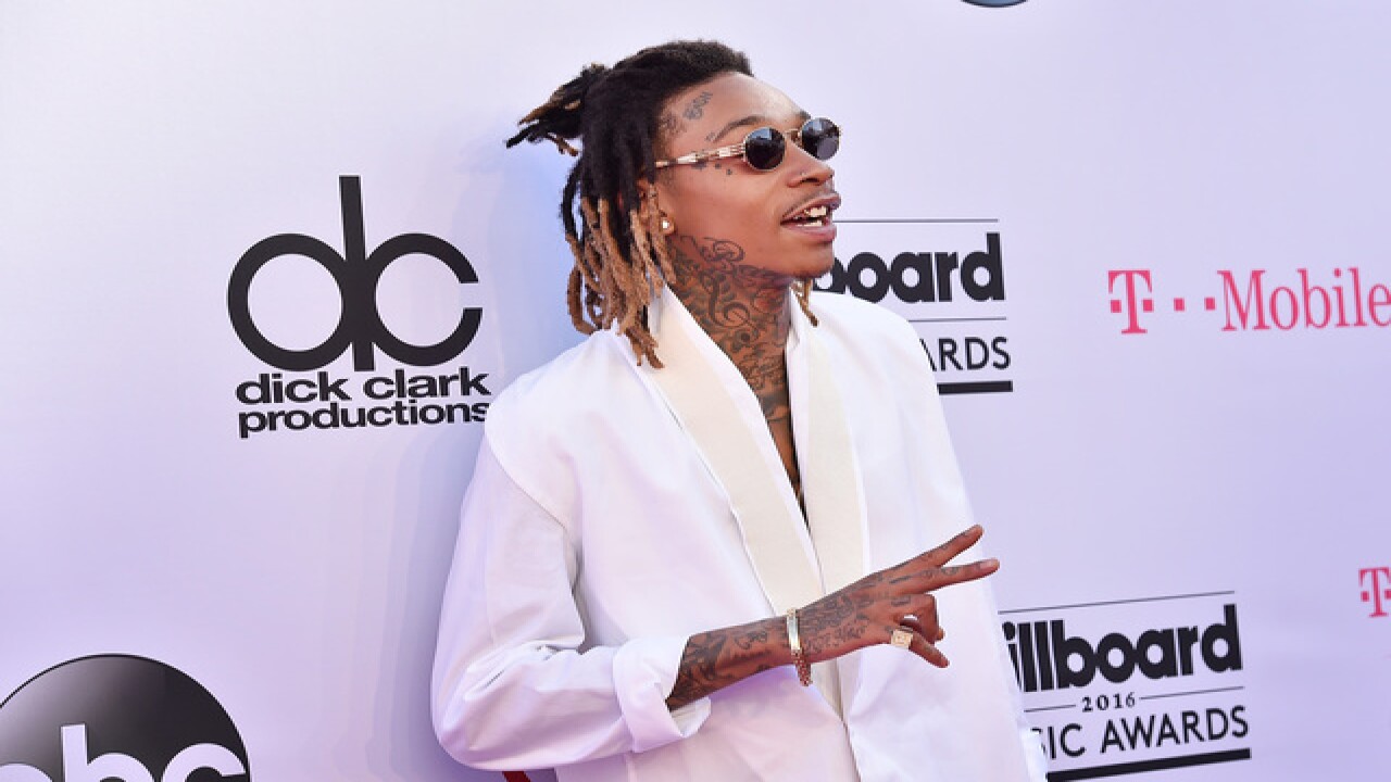 See best, worst looks from BBMA magenta carpet