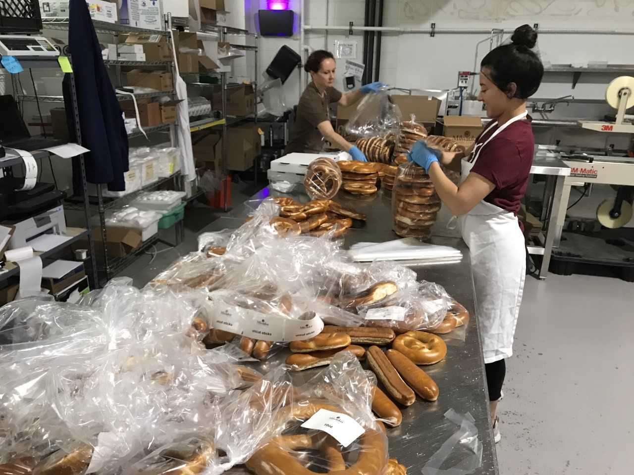 pretzel3.jpg