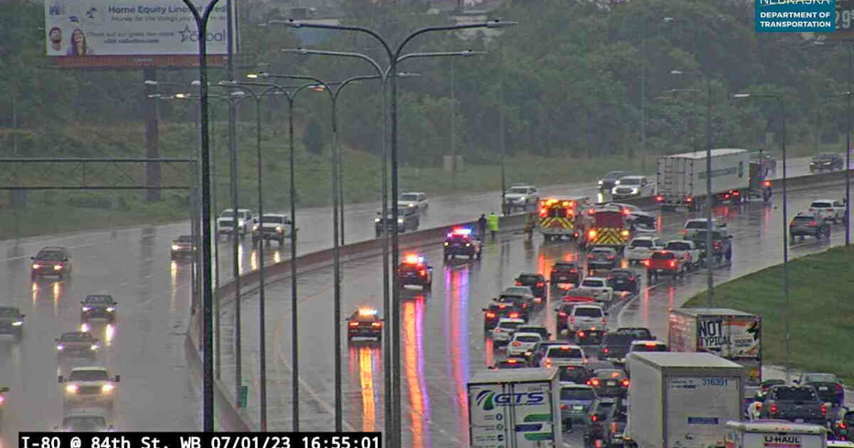 UPDATE: All lanes cleared after crash at I-80 westbound at 84th Street