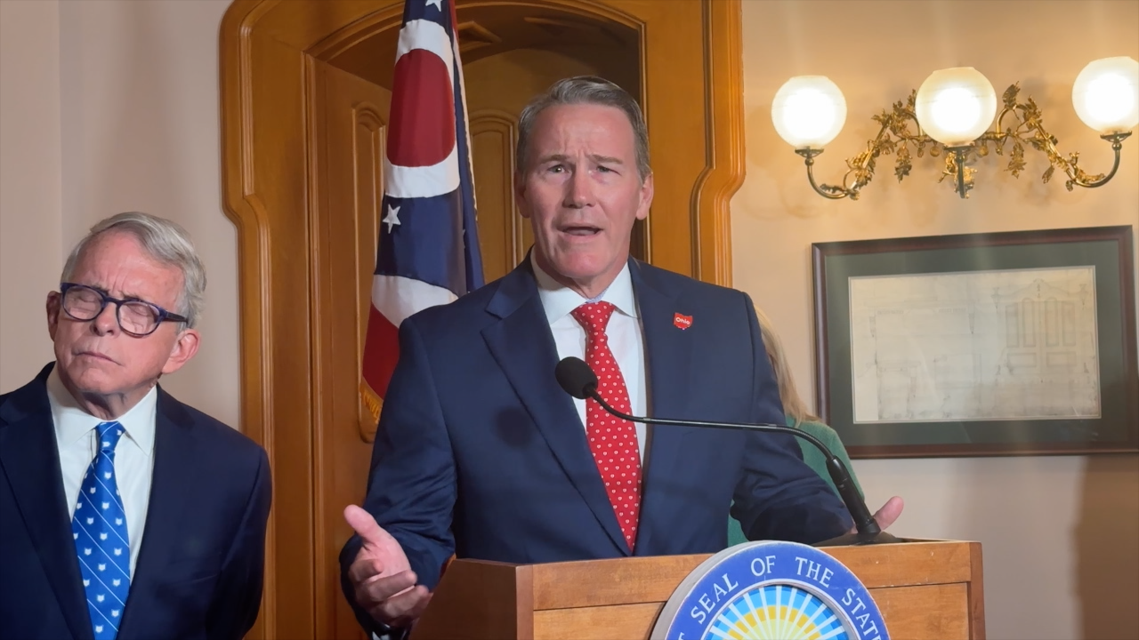 6PM HUSTED TEXTS FOLOE.png