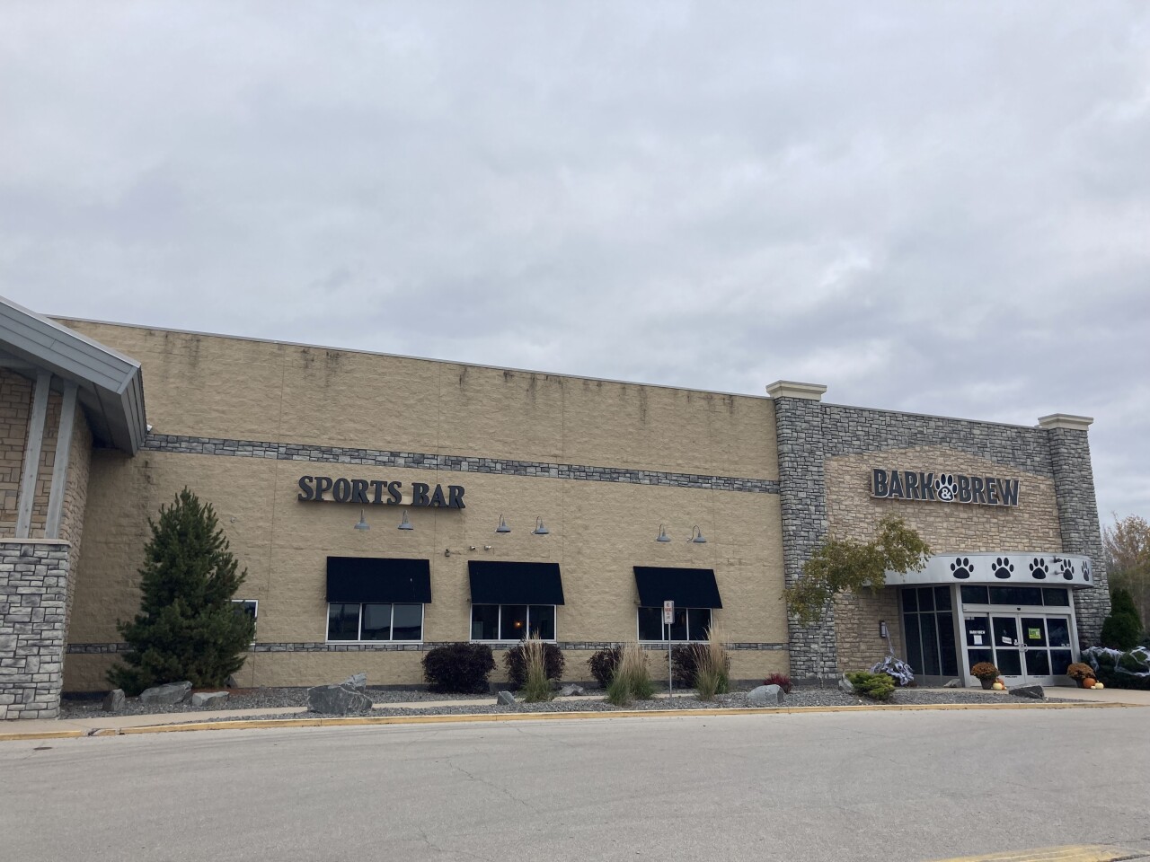 2310 Lineville Road in Suamico