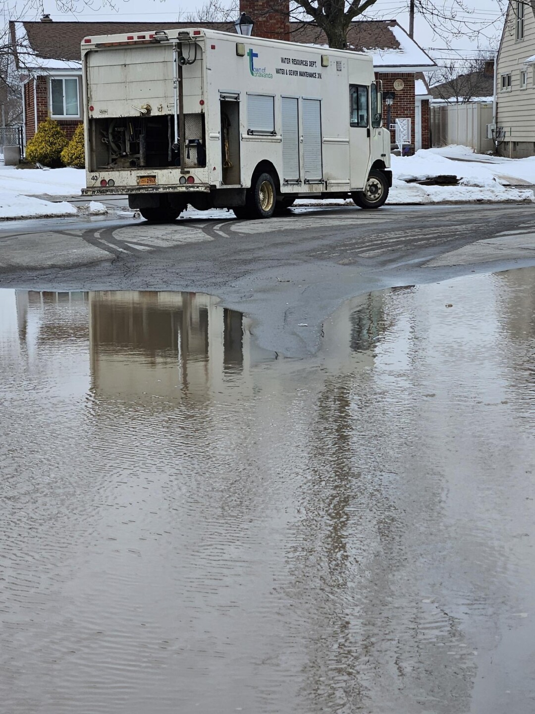 TONAWANDA WATER BREAK.jpg