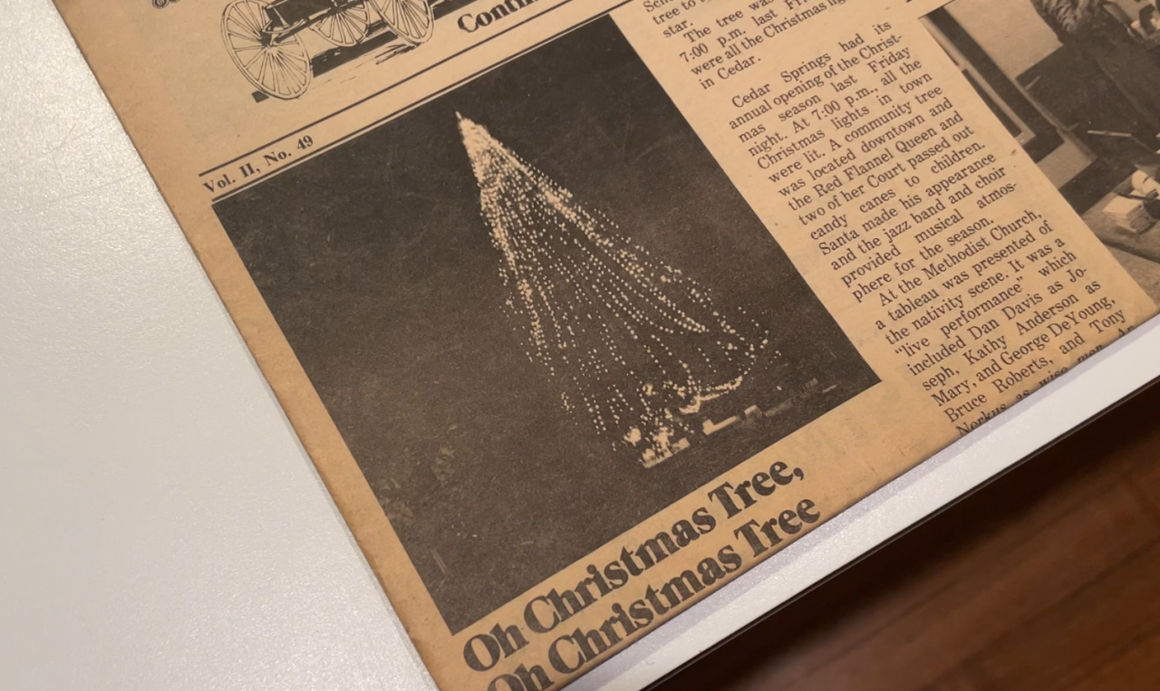 Cossin Christmas tree article