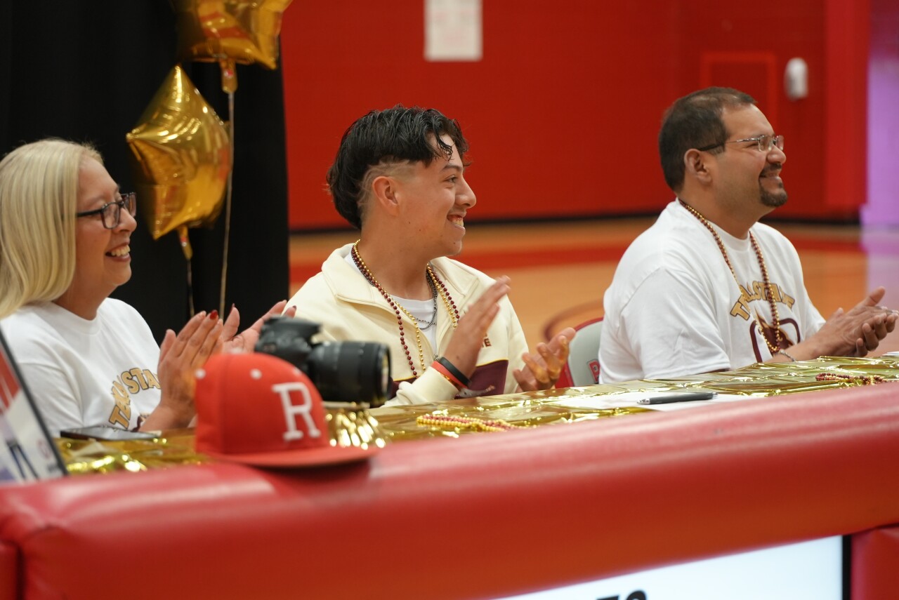 Robstown's Andrew Martinez signs with Texas State athletics media department