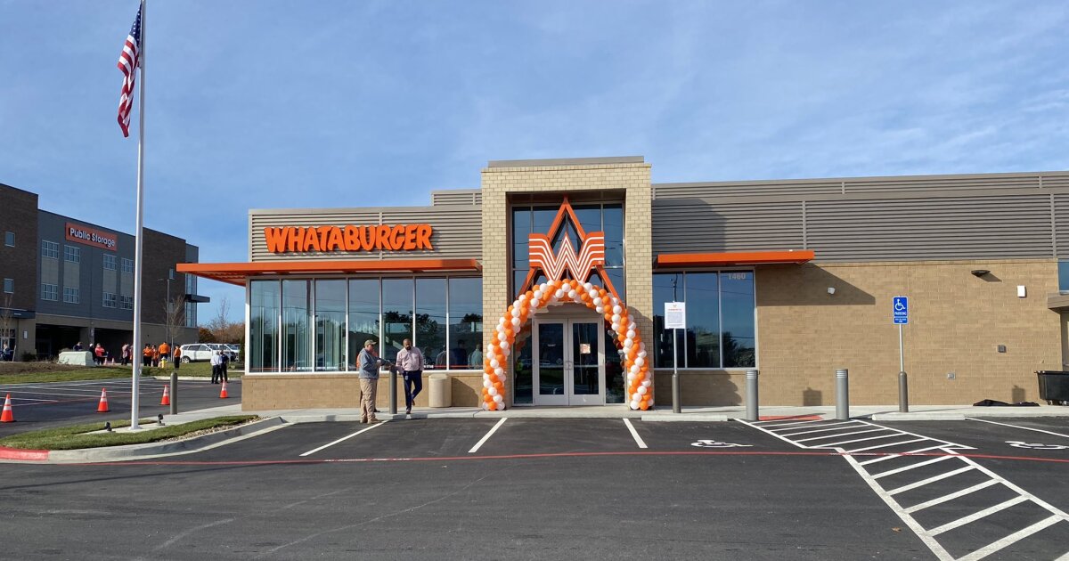 Blue Springs, Missouri, Whataburger grand opening traffic plan