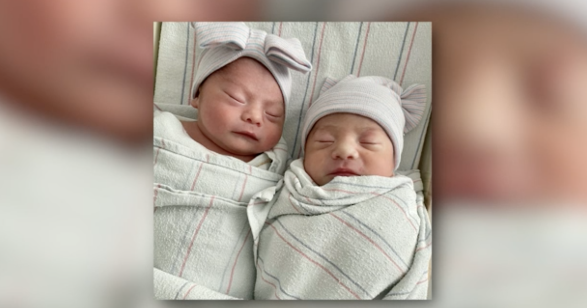 California twins born in different years