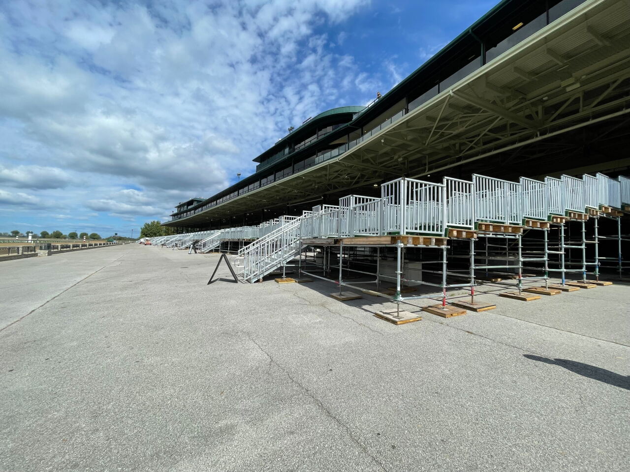 keeneland stands.jpg