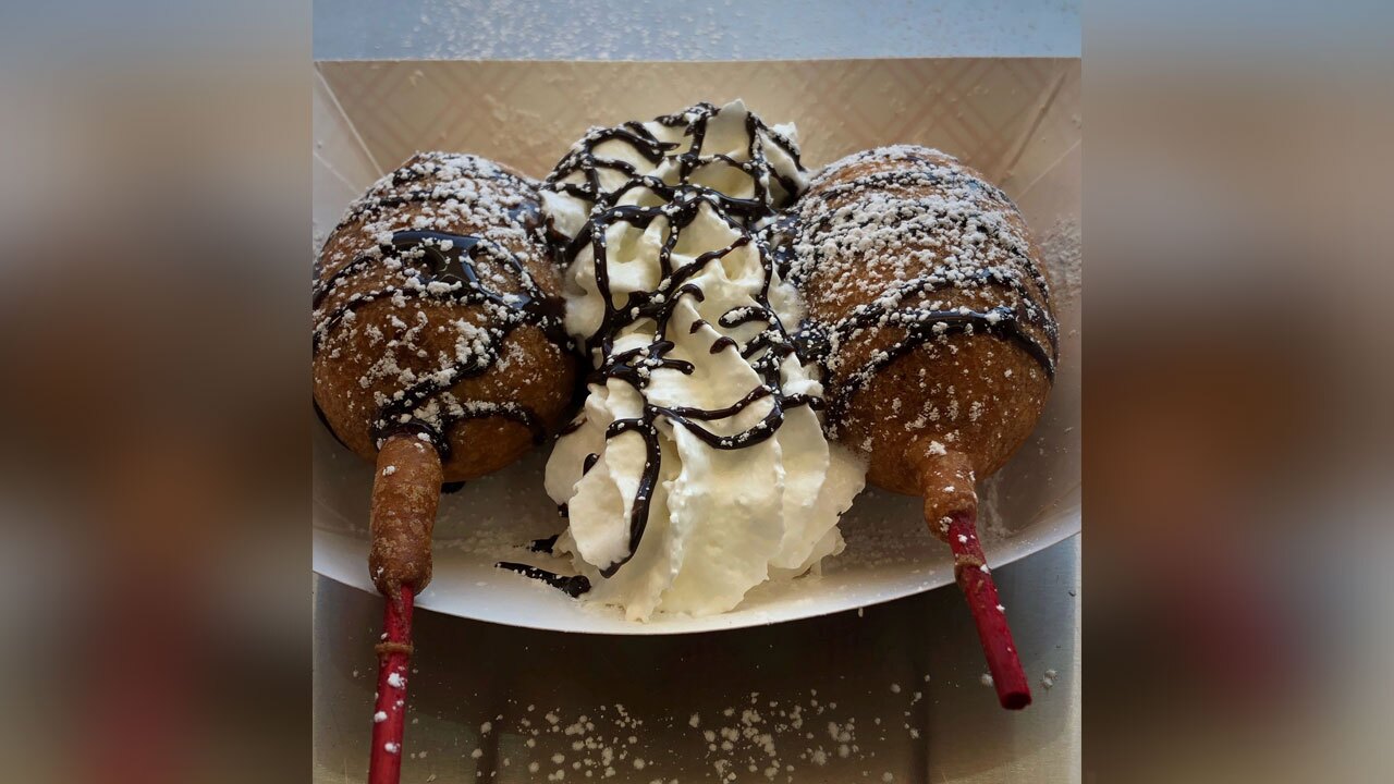 Deep-Fried-Eclair-STRAWBERRY-FESTIVAL.jpg