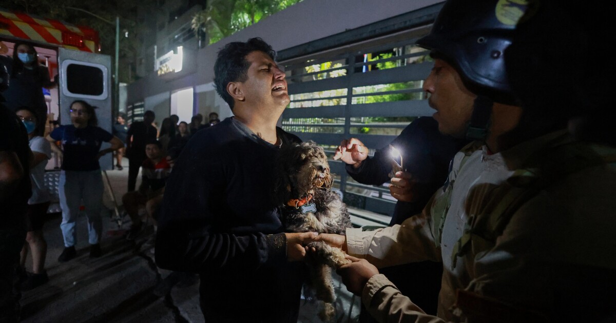 At least 164 dead after powerful quakes rock Venezuela, acting president says