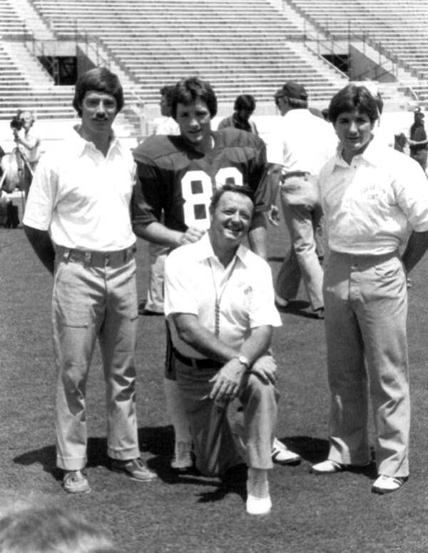 Florida State Seminoles head coach Bobby Bowden with sons Tommy, Jeff and Terry in 1982