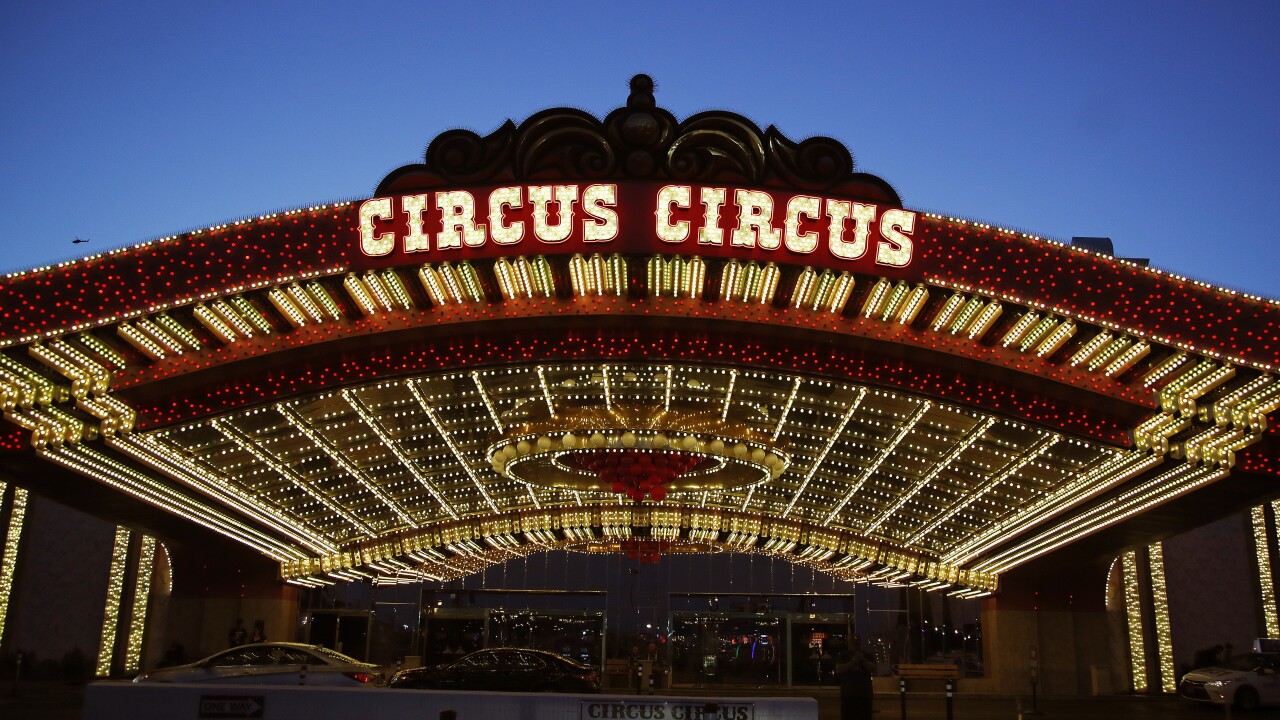 Fight at Circus Circus hotel-casino causes panic Fight At Circus Circus Hotel-Casino Causes Panic