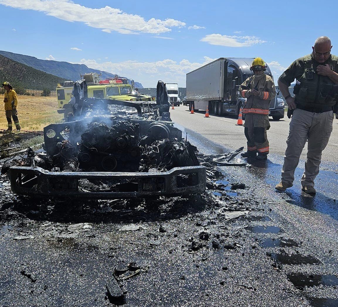 46428664-VEHICLE FIRE COURTESY WASHINTON COUNTY SHERIFF'S OFFICE 3.jpg