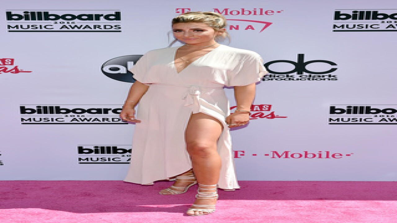 See best, worst looks from BBMA magenta carpet
