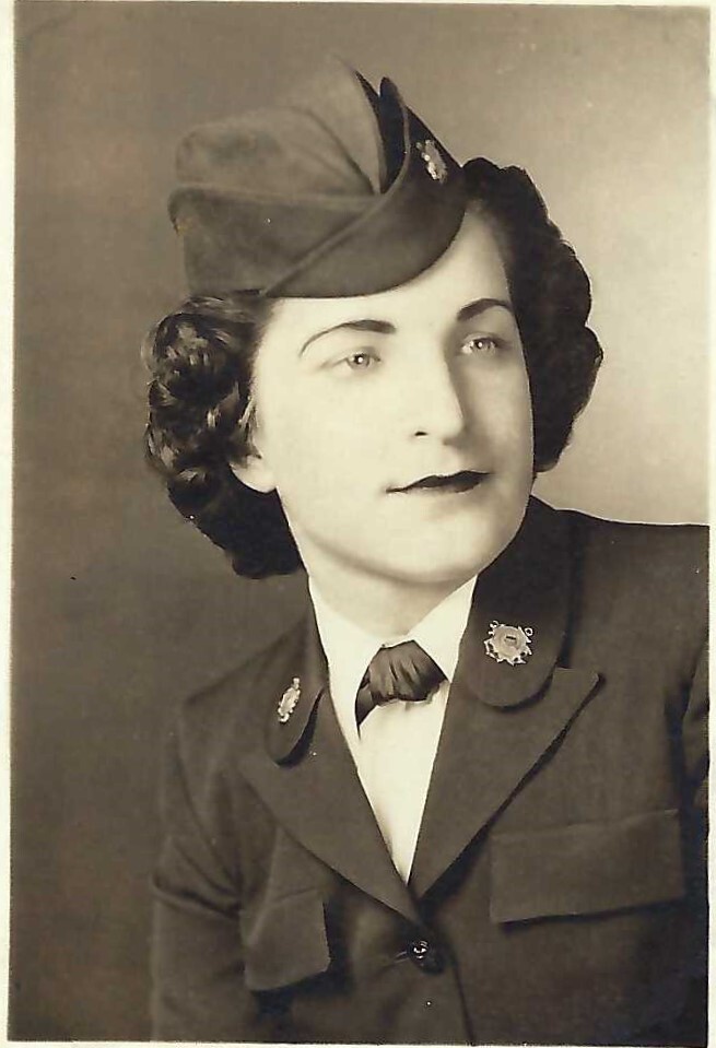 Elizabeth “Gena” Fischle