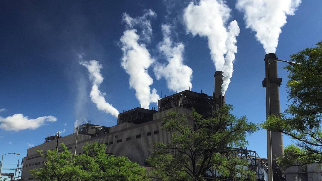 New Mexico meeting on power plant�s future gets hijacked