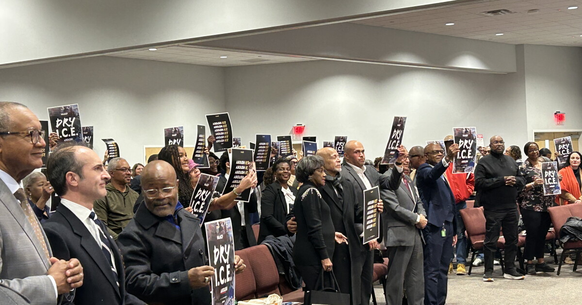 Community holds vigil for citizens killed by federal agents in Minneapolis