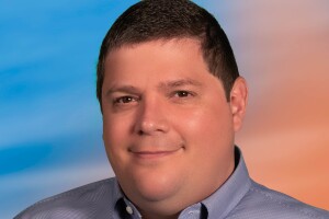 Aaron Sanderford | KMTV | Headshot