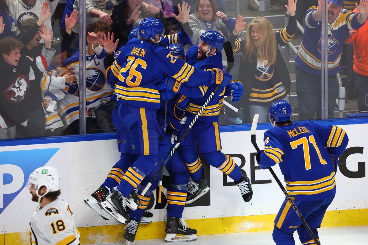 Bruins Sabres Hockey