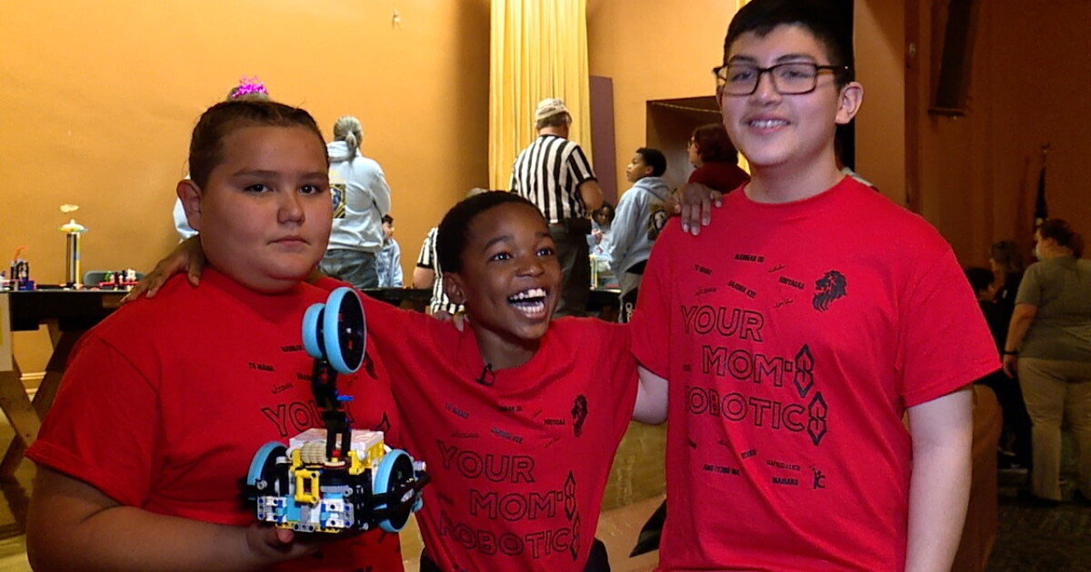 Sixth graders from KCPS test STEM skills at robotic competition - Vimarsana News