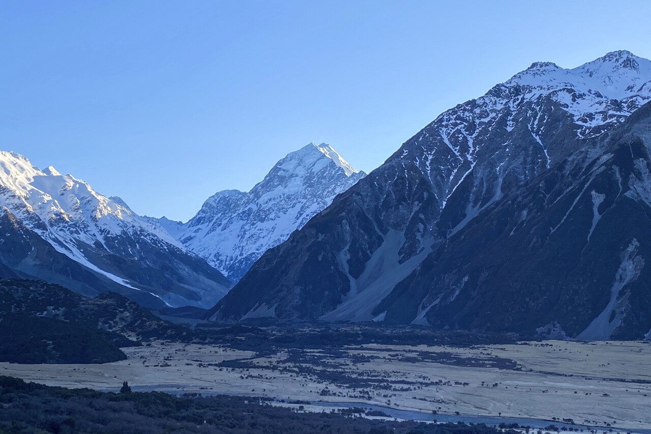 New Zealand Aoraki Missing Climbers