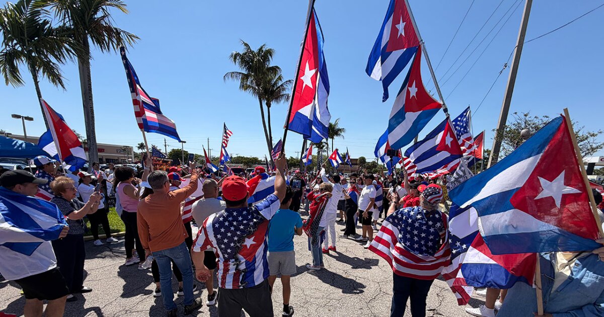 West Palm Beach rally urges President Donald Trump to create regime change in Cuba