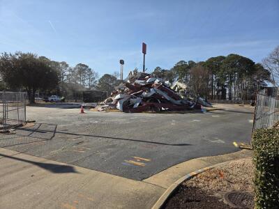 Red Roof Inn demolition 1