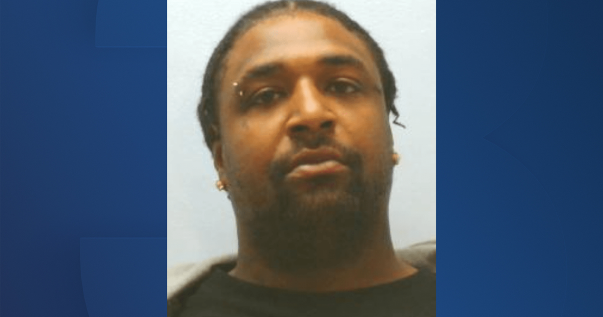 US Marshals search for 'armed & dangerous' man wanted in connection to ...