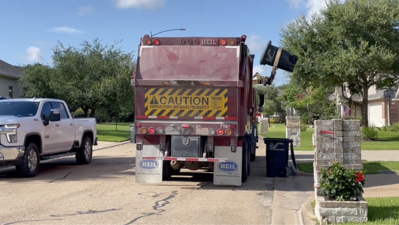 College Station implements new trash can fee for lingering bins